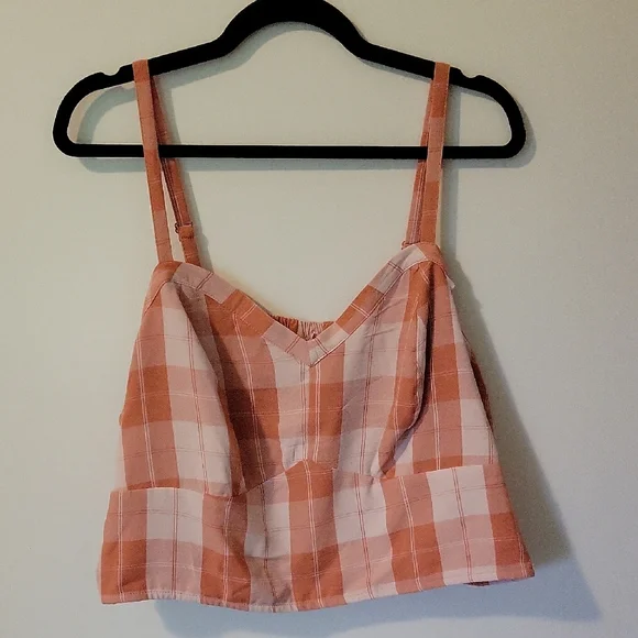 Torrid Pink And White Plaid Seersucker Sleeveless Bralette - Picture 2 of 8